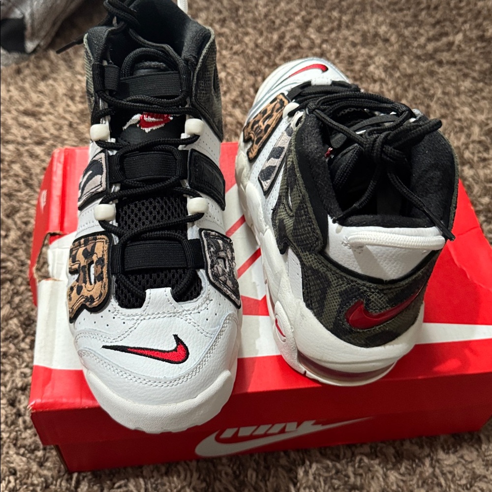 Nike Air More Uptempo GS. NWB - Picture 2 of 6